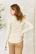 Load image into Gallery viewer, Ribbed Round Neck Long Sleeve Top