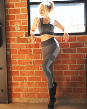 Load image into Gallery viewer, Arleta Seamless Leggings &amp; Sports Bra Set - Grey