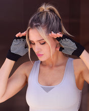 Load image into Gallery viewer, Yoga Gloves - Black