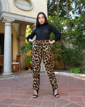 Load image into Gallery viewer, Cielo Leopard Print Pant