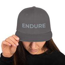 Load image into Gallery viewer, Women&#39;s Endure Snapback Hat